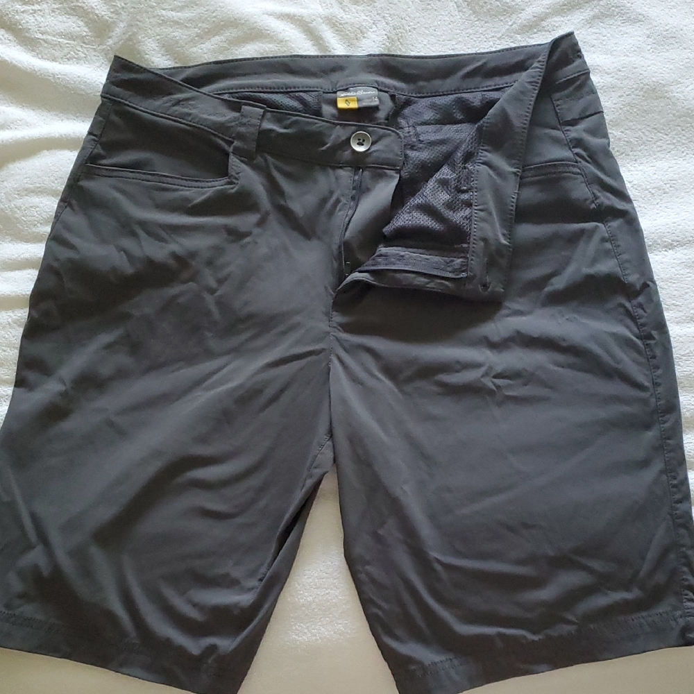 Eddie Bauer Trail Gray Flat Front Shorts Lightweight Design